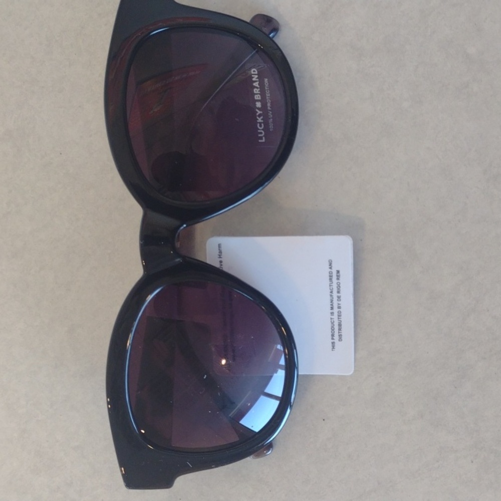Lucky Brand shades